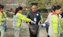 学雷锋志愿活动采访