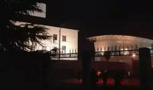 月亮走，我也走