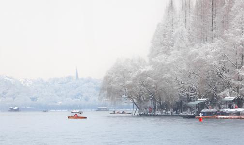 雪西湖