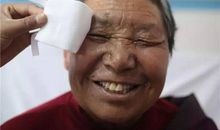 读《妈妈，让我做你的眼睛》有感