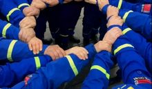 团结使我们成功