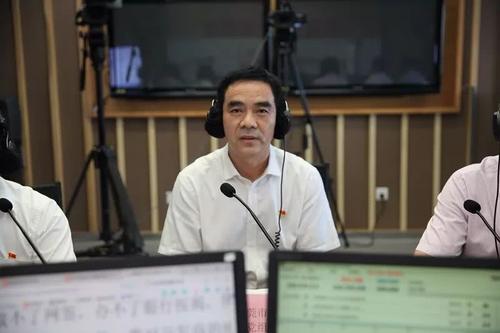 走进阳光客厅