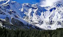 走在友谊的小路上