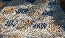 成为一颗鹅卵石