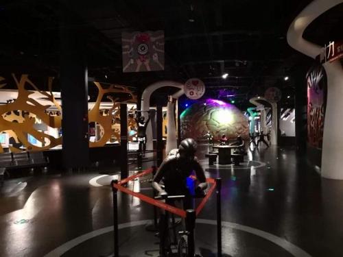 游览宁波科学馆