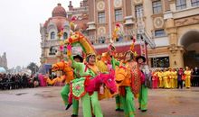 热闹非凡的一天