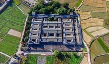 丰富多彩的中心花园