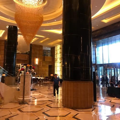 参观丽笙极乐酒店