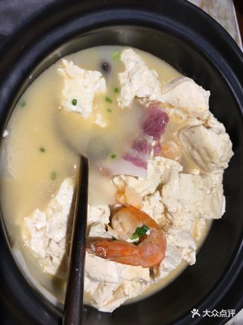 吃泉水豆腐