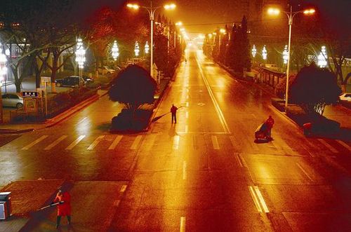 街头的环卫工人