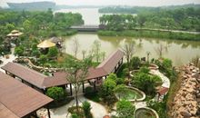 雨中游天德湖公园