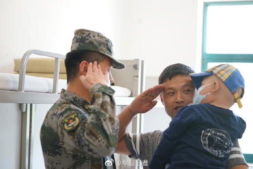 兵营中的一天