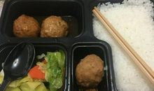 “狮子头”老师