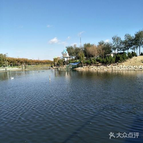 美丽的青峰湖公园