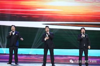 当这首歌再次响起