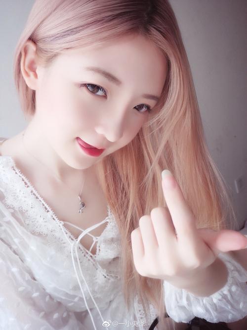 我有一个洋娃娃