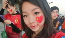 你还记得雨下的国旗吗