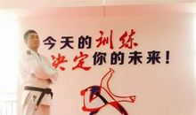 那一次，我默默低下了头