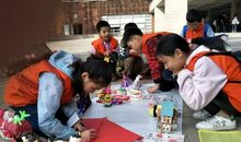 难忘的第一次义卖