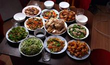 忘不了，那一桌年夜饭