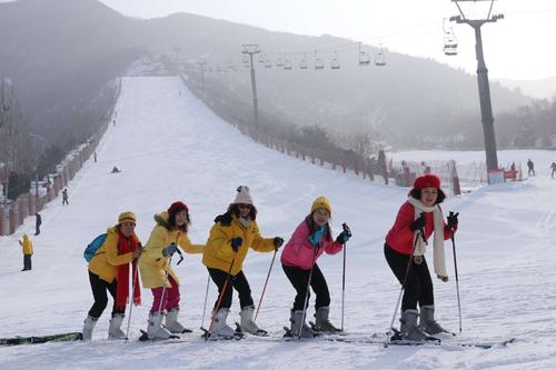 西方大臣清滑雪