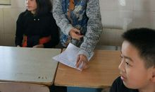 一次别开生面的辩论会