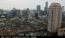 高楼与平房的对话