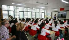 给江苏淮安周恩来红军小学小朋友的信