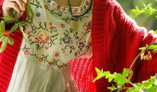 从经典中品味人生，在书香中快乐成长