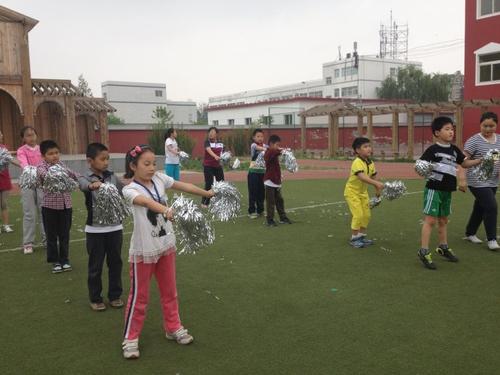 参加儿童节彩排