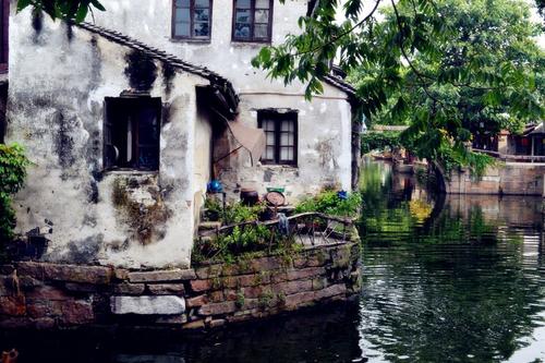 金秋水乡