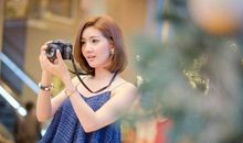 她是一个性格开朗的人