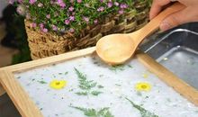 体验古法造纸工艺