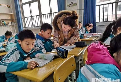 学校内外