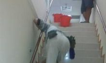 让楼道过上清洁年