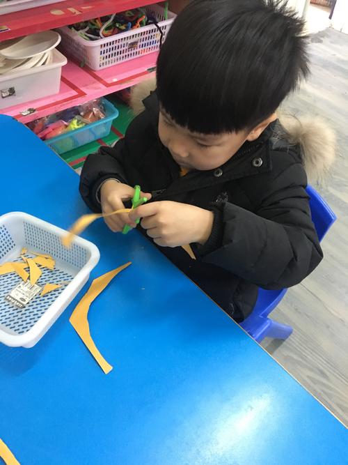 经常伴随着“好老师”