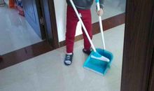 我帮妈妈拖地板