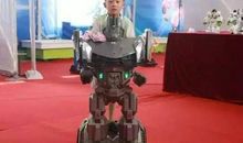 参观“机器人嘉年华”