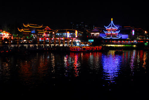 秦淮之夜