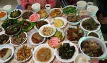 一顿特殊的年夜饭