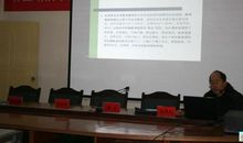 开小灶的王老师