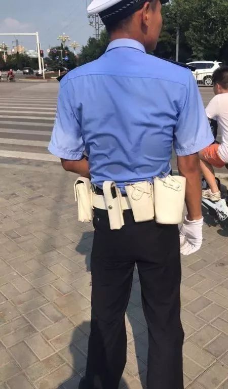 烈日下的水保护器