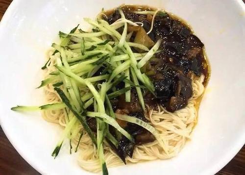 不能忘记那碗面条