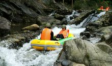 安吉龙王山漂流