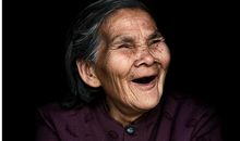 外婆的笑容留在我记忆深处