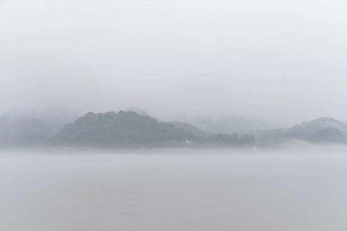 雨后沉迷于风景