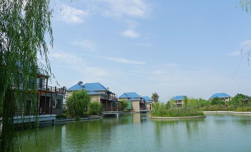 美丽的乾隆湖