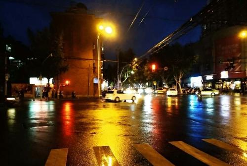我迷上了雨