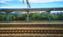 乘着火车去旅行