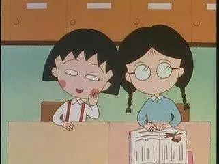 两个人在同一张桌子上